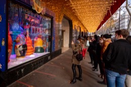 2020;Christmas-decorations;Corona;Covid;Covid-19;Department-Stores;Galeries-Lafayette;Kaleidos;Kaleidos-images;Paris-9;Tarek-Charara